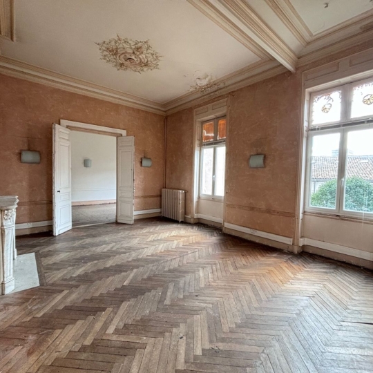 Réseau Immo-diffusion : 5 Pièces NIMES (30900) 190.00m2  417 000 € 
