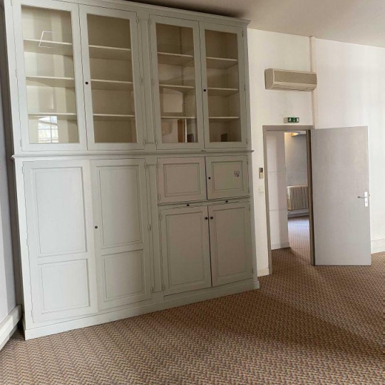 Autre ALBI (81000) 145.00m2 950 € 