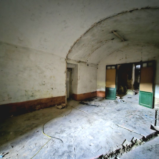 4 Pièces BAGNOLS-SUR-CEZE (30200) 70.00m2  - 74 800 € 