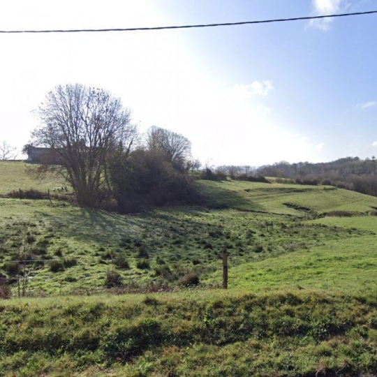 Terrain NEUVILLE (19380) 2366.00m2  - 18 000 € 