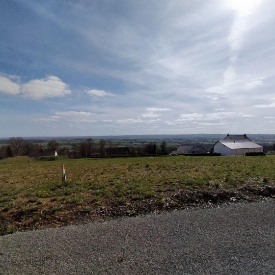 Terrain CRENNES-SUR-FRAUBEE (53700) m2 12 800 € 