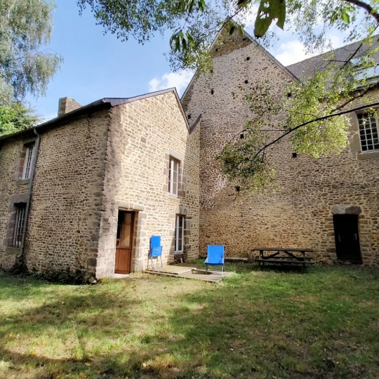 Domaines / Propriétés TRANS (53160) 219.00m2 254 800 € 