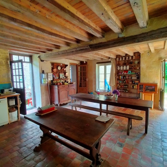 Domaines / Propriétés TRANS (53160) 219.00m2 254 800 € 