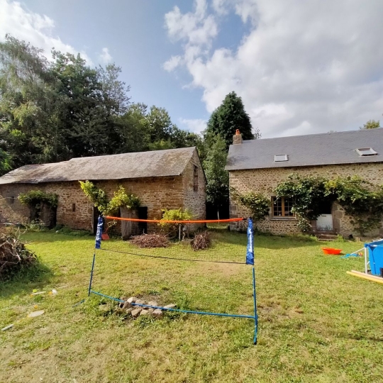 Domaines / Propriétés TRANS (53160) 219.00m2 270 400 € 