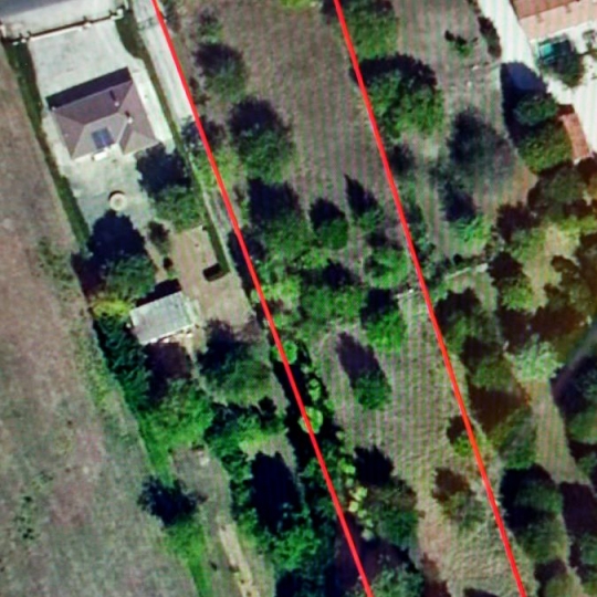 Réseau Immo-diffusion : Terrain LONGRE (16240) m2  23 000 € 