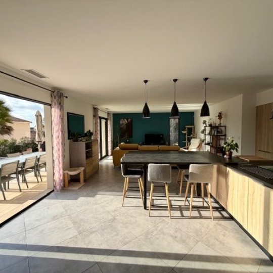 Réseau Immo-diffusion : Villa SAINT-GENIES-DES-MOURGUES (34160) 137.00m2  649 000 € 