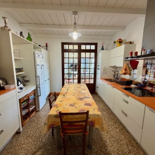 Maison LUNEL (34400) 291.00m2 - 735 000 € 