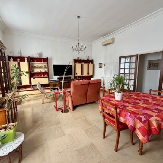 Réseau Immo-diffusion : Maison LUNEL (34400) 291.00m2  535 500 € 