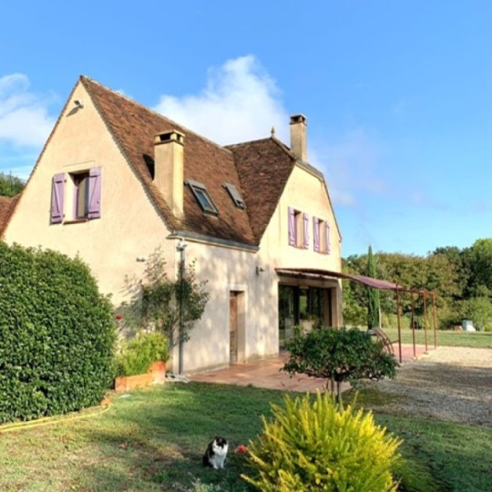 Domaines / Propriétés CAHORS (46000) 225.00m2 748 800 € 