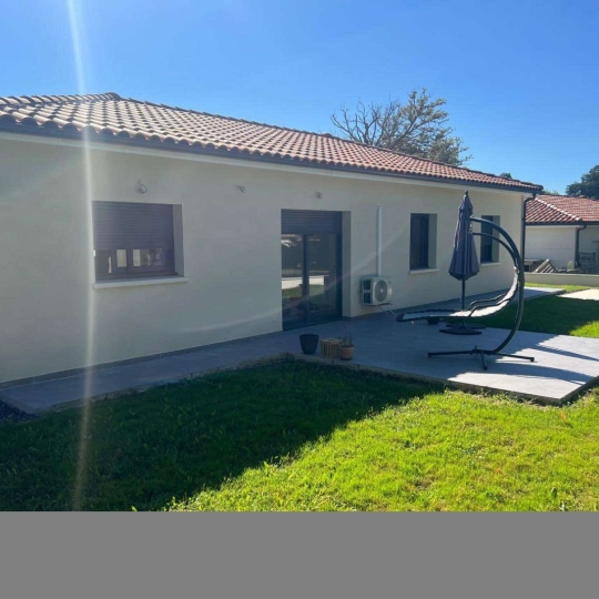 Maison de village CAUSSENS (32100) 100.00m2  - 220 000 € 