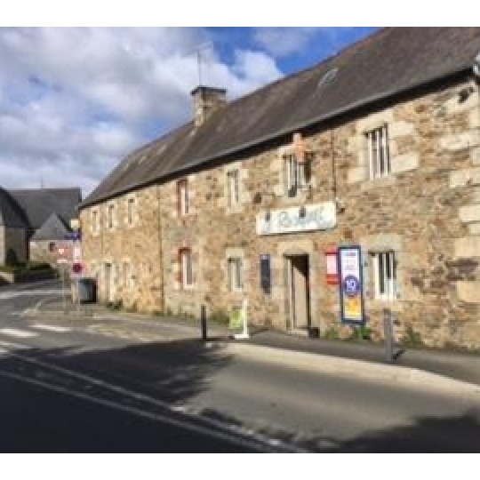 Commerces LANNION (22300) 60.00m2 157 500 € 