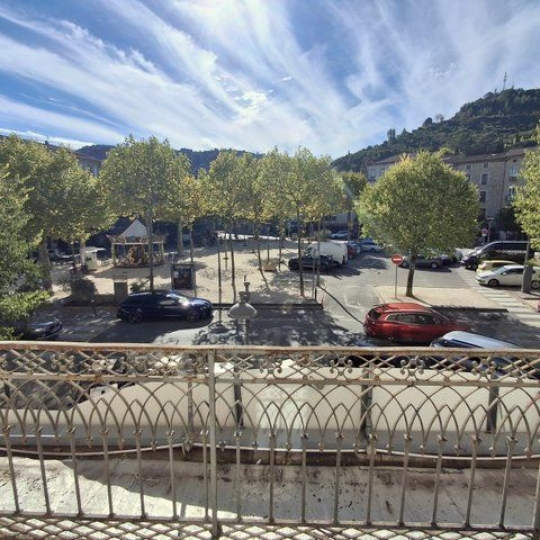 Réseau Immo-diffusion : 3 Pièces LES VANS (07140) 73.00m2  120 000 € 