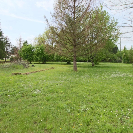 Terrain PUY-L'EVEQUE (46700) m2 37 800 € 