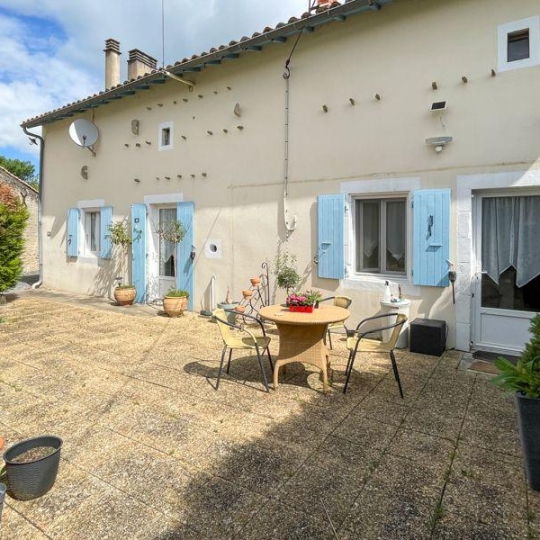 Maison / Villa CHEF-BOUTONNE (79110) 143.00m2 197 300 € 