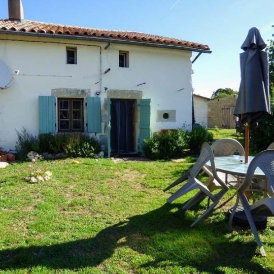 Maison / Villa MELLE (79500) 85.00m2 55 500 € 