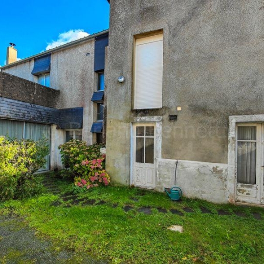 Maison SAUZE-VAUSSAIS (79190) 202.00m2  - 171 200 € 