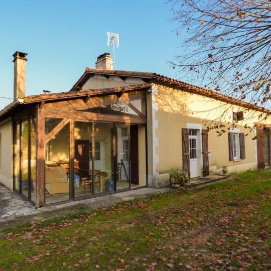 Maison de village CHEF-BOUTONNE (79110) 83.00m2  - 98 460 € 