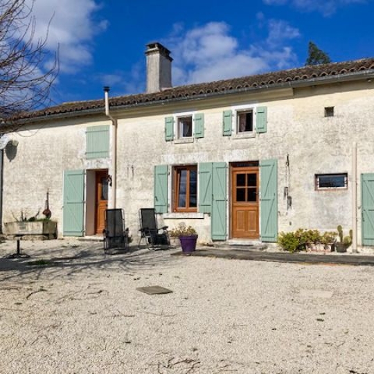 Maison CHEF-BOUTONNE (79110) 202.00m2  - 207 000 € 
