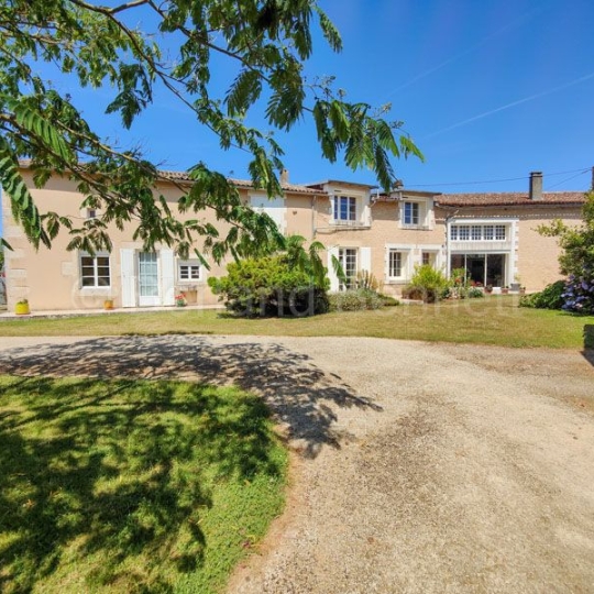 Maison SAUZE-VAUSSAIS (79190) 260.00m2  - 249 000 € 