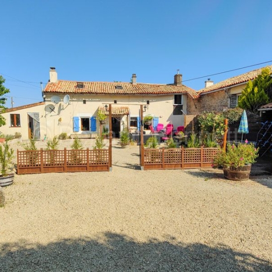 Maison MESSE (79120) 211.00m2  - 349 000 € 