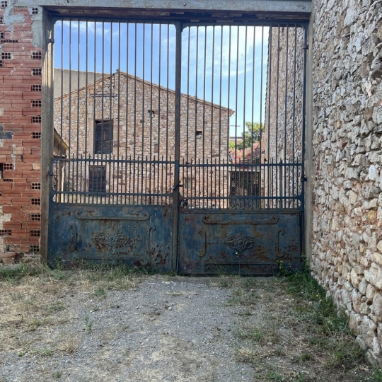 Domaines / Propriétés VILLESPASSANS (34360) 340.00m2 174 000 € 