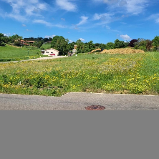 Terrain LASSERAN (32550) 1049.00m2  - 55 500 € 