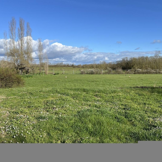 Terrain CIRE-D'AUNIS (17290) m2 129 000 € 