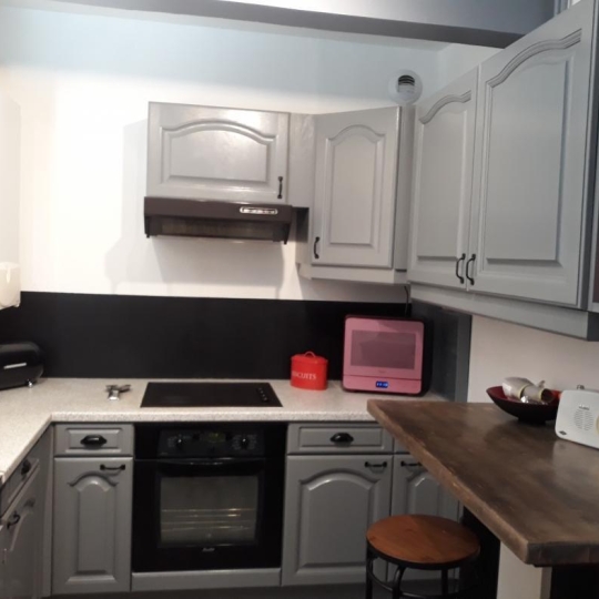 3 Pièces SENS (89100) 73.50m2 - 655 € 