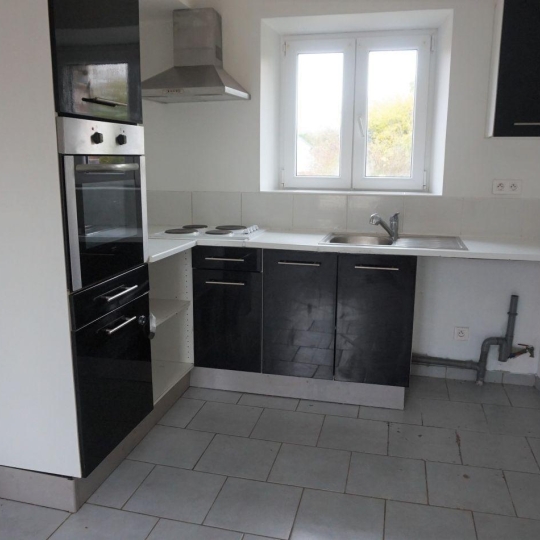 Appartement MALAY-LE-GRAND (89100) 81.60m2 640 € 