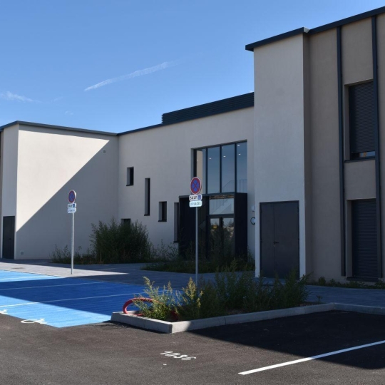 Local / Bureau CHALONS-EN-CHAMPAGNE (51000) 26.00m2 811 € 