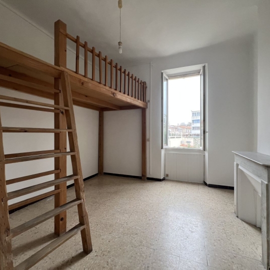 Réseau Immo-diffusion : Studio MARSEILLE (13013) 33.00m2  550 € 