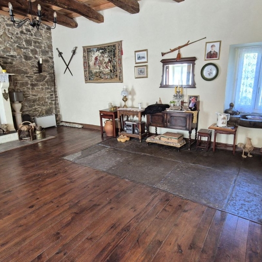 Maison / Villa CASSAGNOLES (34210) 207.00m2 179 000 € 