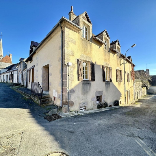 Maison de ville BOUSSAC (23600) 223.00m2  - 72 000 € 