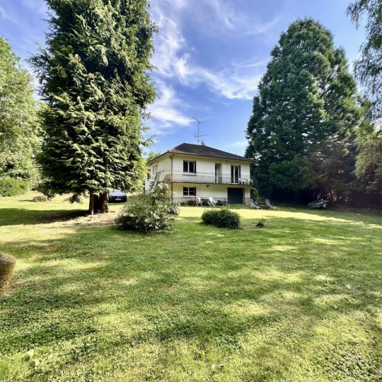 Réseau Immo-diffusion : Maison SAINT-SILVAIN-BAS-LE-ROC (23600) 65.00m2  160 000 € 