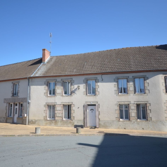 Maison SOUMANS (23600) 278.00m2  - 183 000 € 