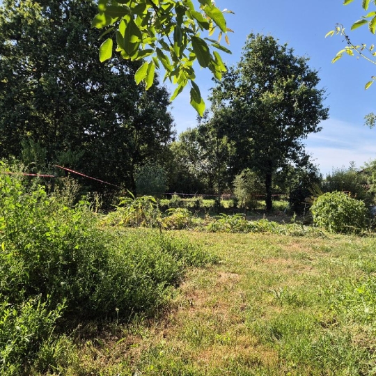 Réseau Immo-diffusion : Terrain GROSBREUIL (85440) 508.00m2  55 500 € 