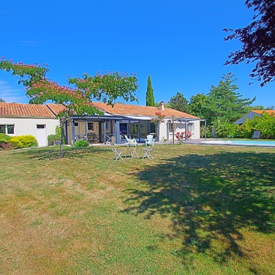 Maison / Villa GROSBREUIL (85440) 164.00m2 459 900 € 