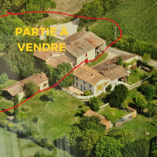 Maison / Villa LA ROCHELLE (17000) 440.00m2 211 000 € 