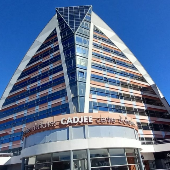 Local / Bureau SAINT DENIS (97490) 25.00m2 777 € 