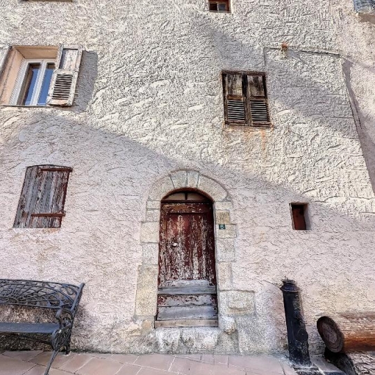 4 Pièces SAINT-AUBAN (06850) 100.00m2 - 45 000 € 