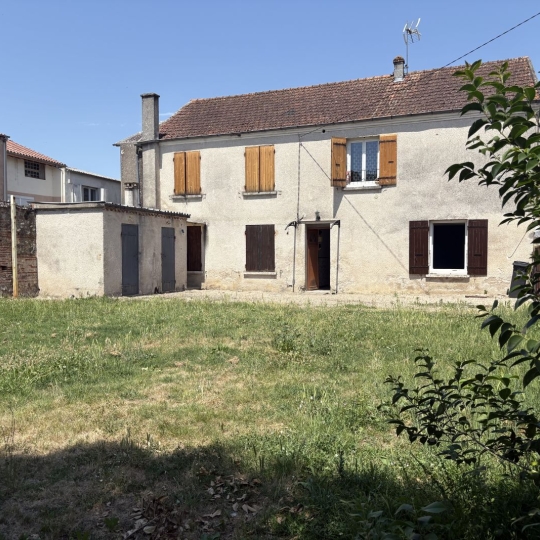 Immeuble SAINTE-LIVRADE-SUR-LOT (47110) 160.00m2 112 000 € 