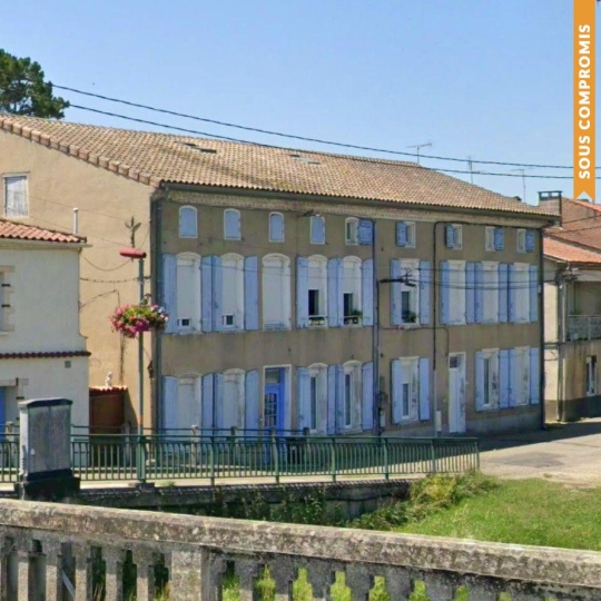 Immeuble CLAIRAC (47320) 400.00m2 290 000 € 