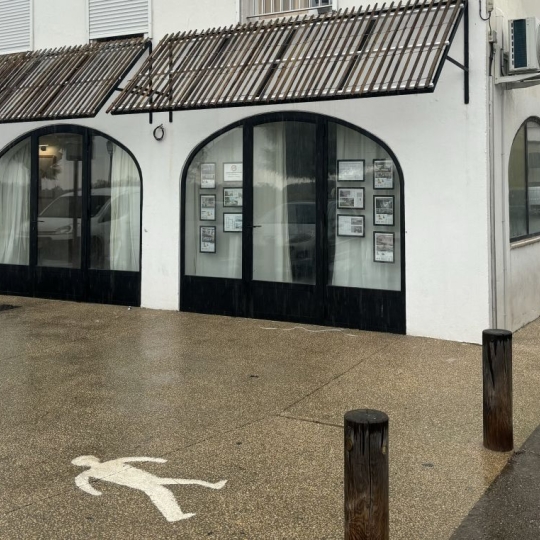 Local / Bureau SAINTES-MARIES-DE-LA-MER (13460) 90.00m2 230 000 € 