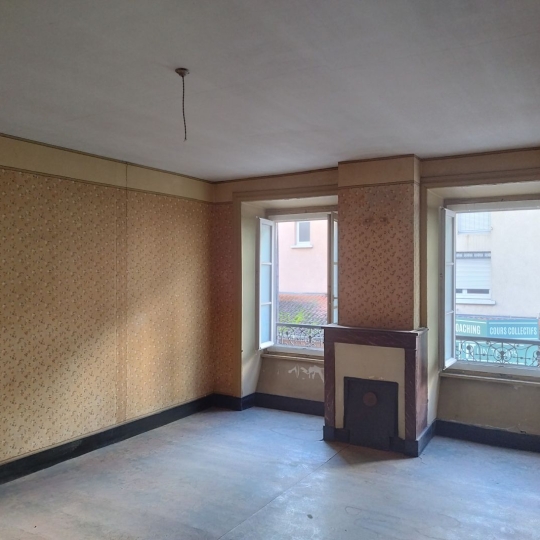 Réseau Immo-diffusion : Maison MACLAS (42520) 300.00m2  250 000 € 