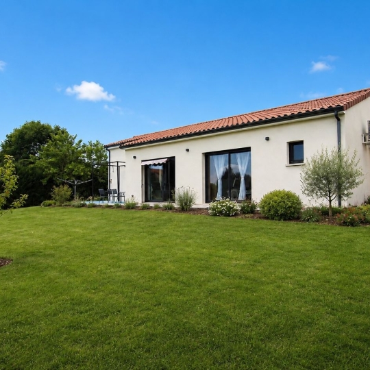 Maison SAINT-CYR (07430) 105.00m2 - 297 000 € 