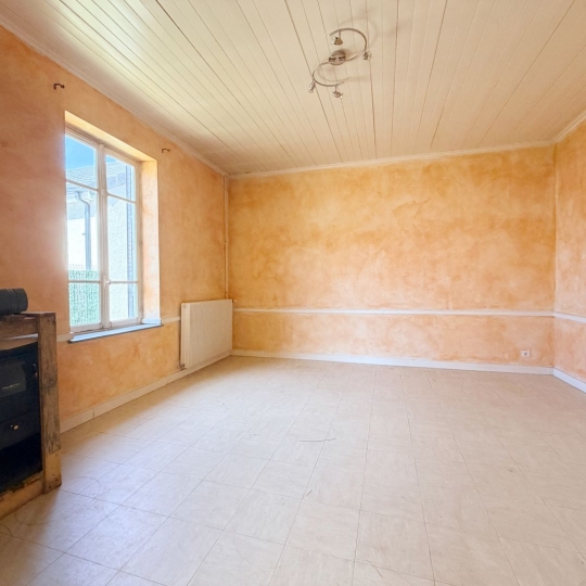 Maison  () 110.00m2 - 169 000 € 