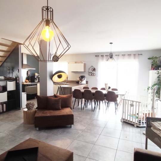 Réseau Immo-diffusion : Maison MERVANS (71310) 94.00m2  159 900 € 