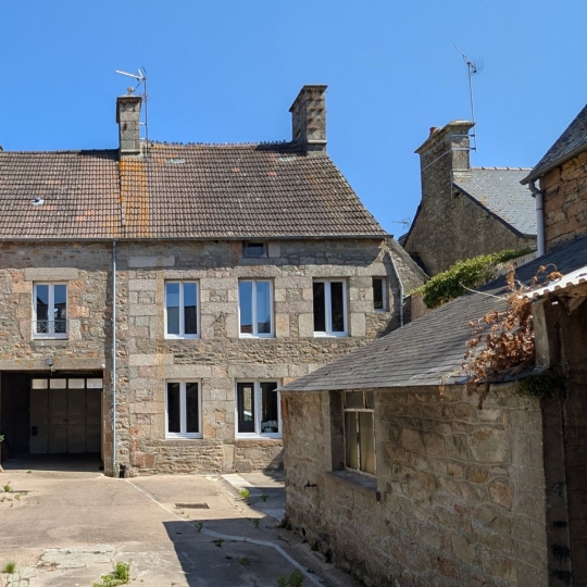 Maison / Villa SAINT-PIERRE-EGLISE (50330) 102.00m2 277 720 € 