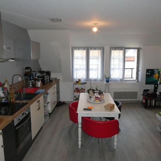 Appartement LA LOUPE (28240) 70.00m2 550 € 