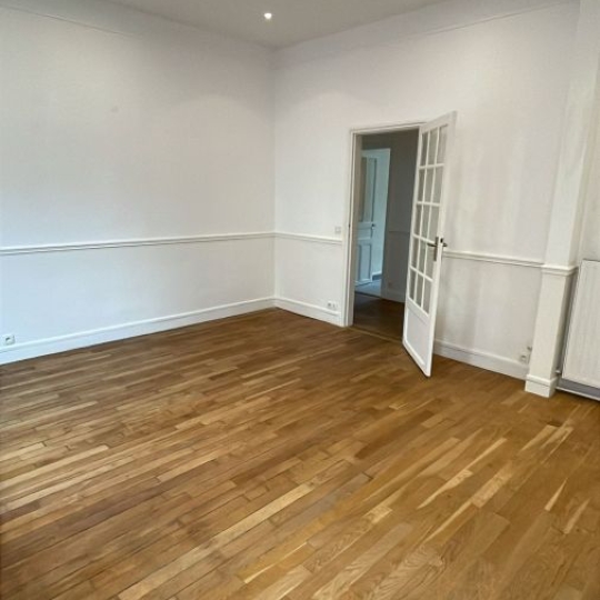 Appartement LE KREMLIN-BICETRE (94270) 65.00m2 1 510 € 